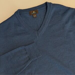 NWOT Toscano Merino Wool Mens L Blue V Neck Fine Knit Sweater VERY NICE!
